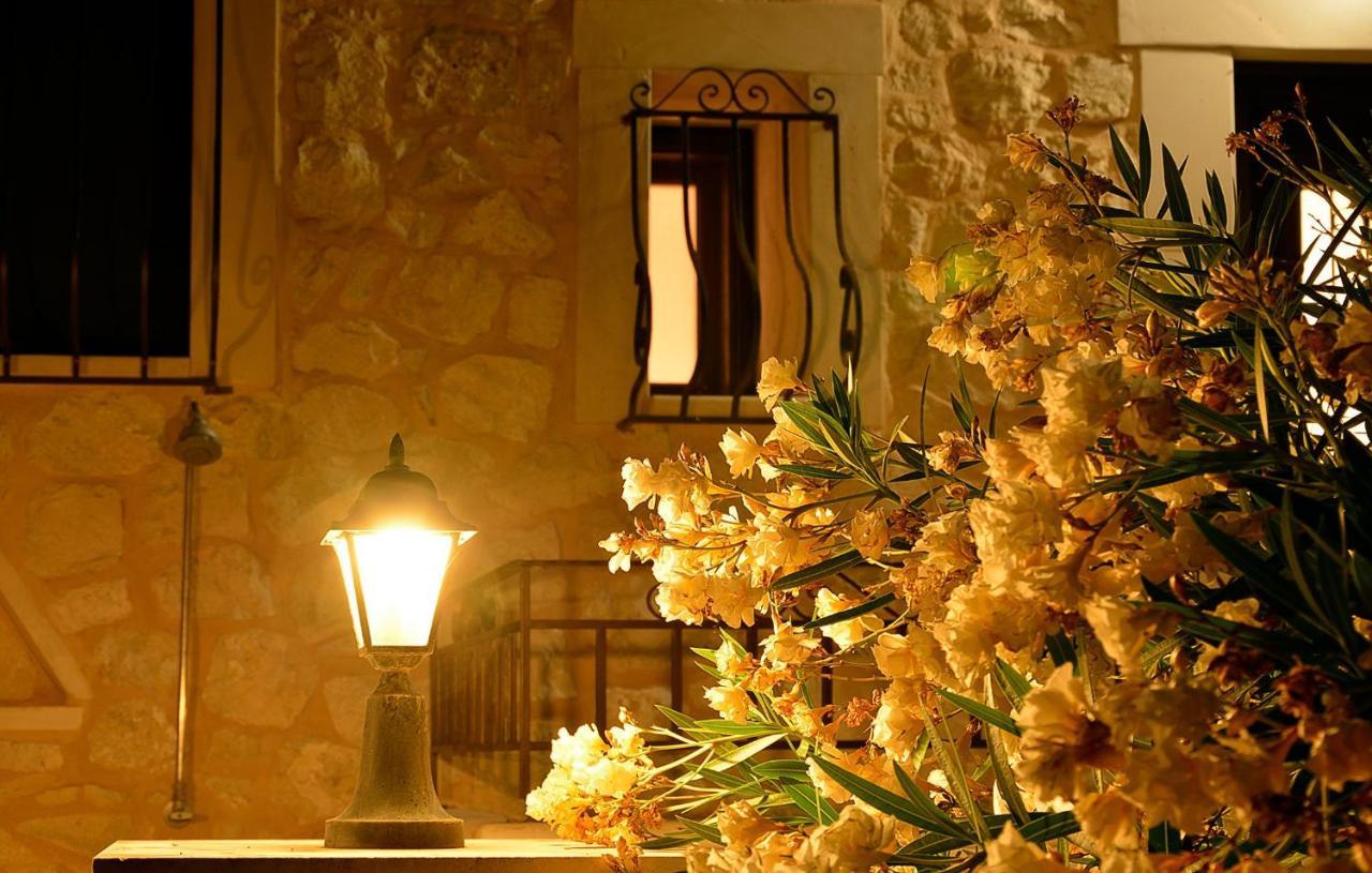 Olive Coast Suites Palekastro Bagian luar foto