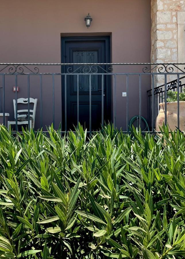 Olive Coast Suites Palekastro Bagian luar foto