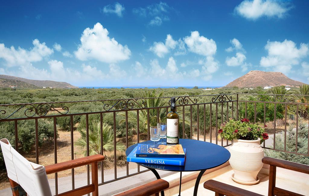 Olive Coast Suites Palekastro Bagian luar foto