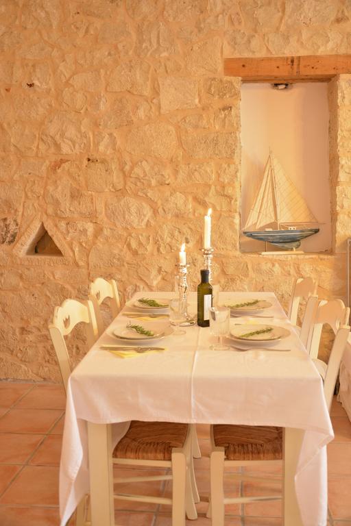 Olive Coast Suites Palekastro Bagian luar foto